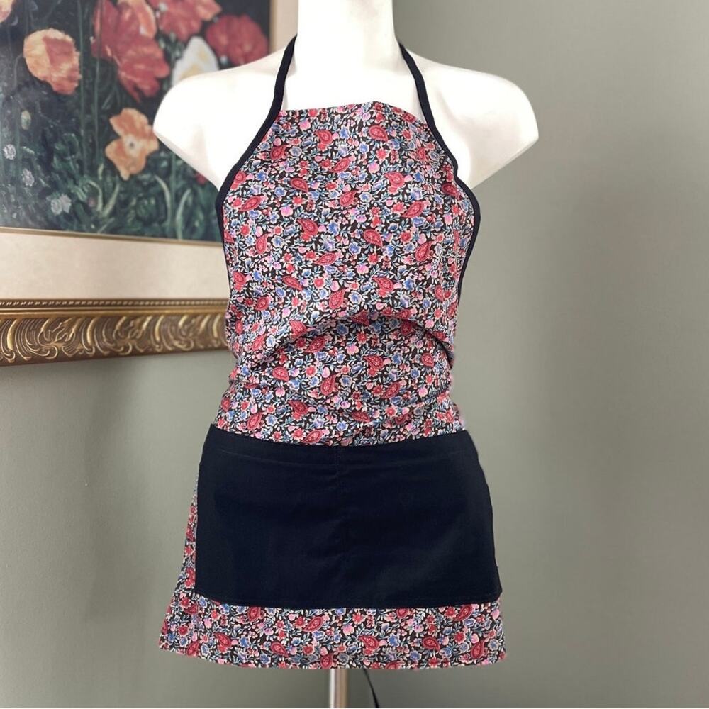 Vintage Retro Handmade Paisley Floral Kitchen Apron with Pockets